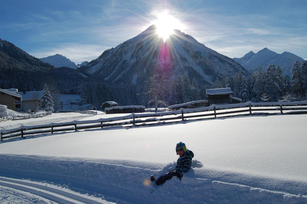 Appartamento Haus Waldrast Elbigenalp Esterno foto