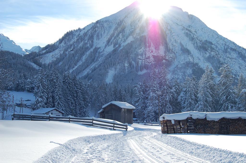 Appartamento Haus Waldrast Elbigenalp Esterno foto