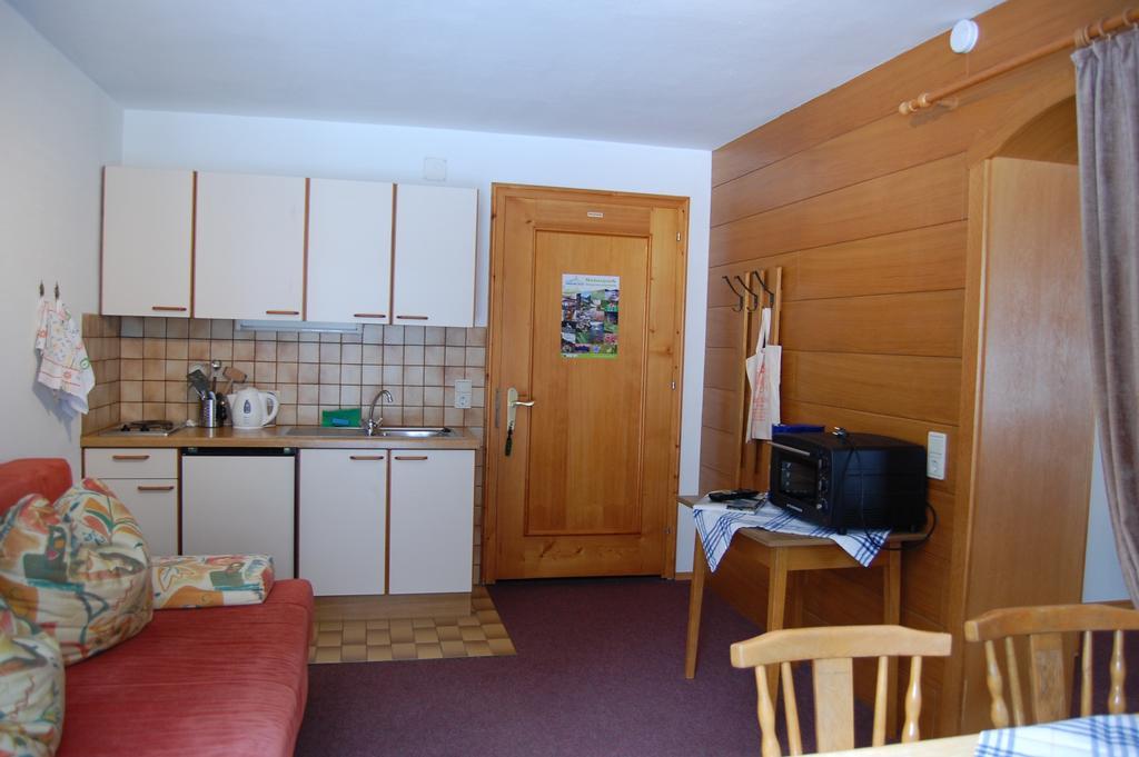 Appartamento Haus Waldrast Elbigenalp Camera foto