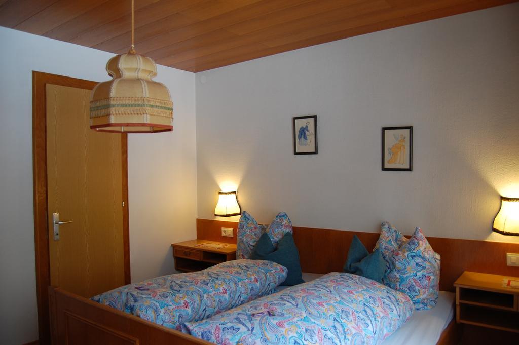 Appartamento Haus Waldrast Elbigenalp Camera foto