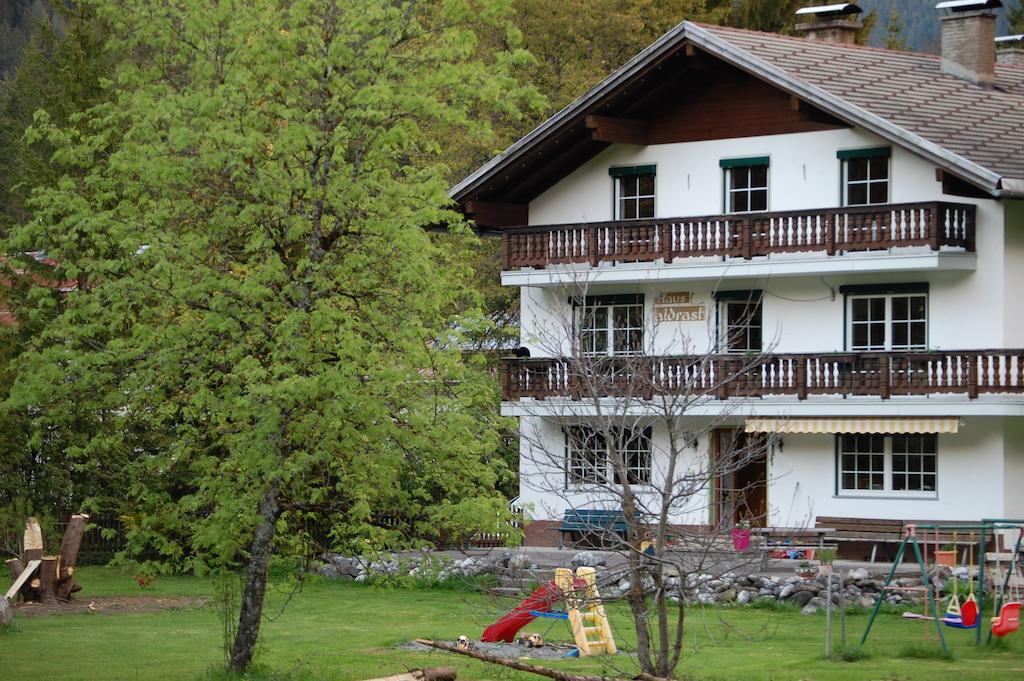 Appartamento Haus Waldrast Elbigenalp Esterno foto