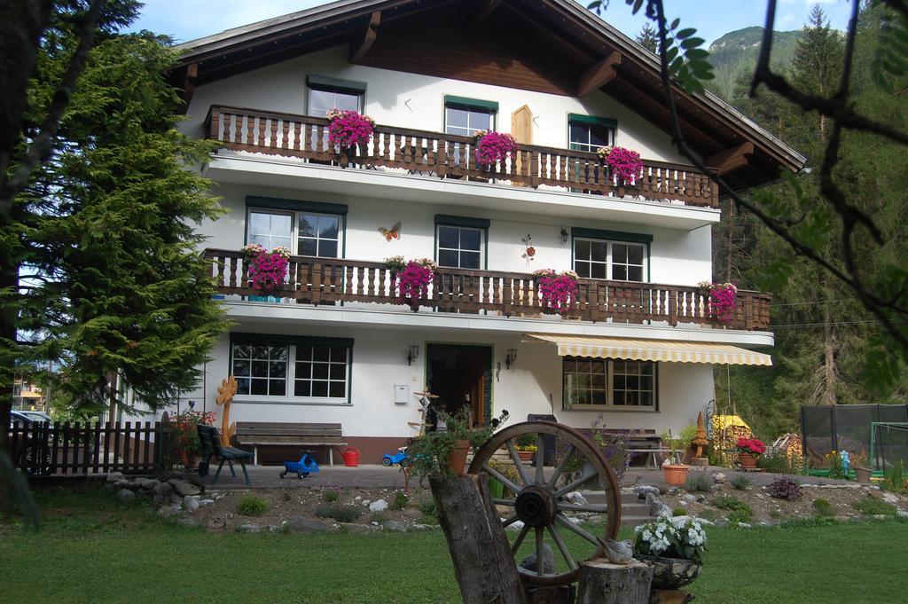 Appartamento Haus Waldrast Elbigenalp Esterno foto